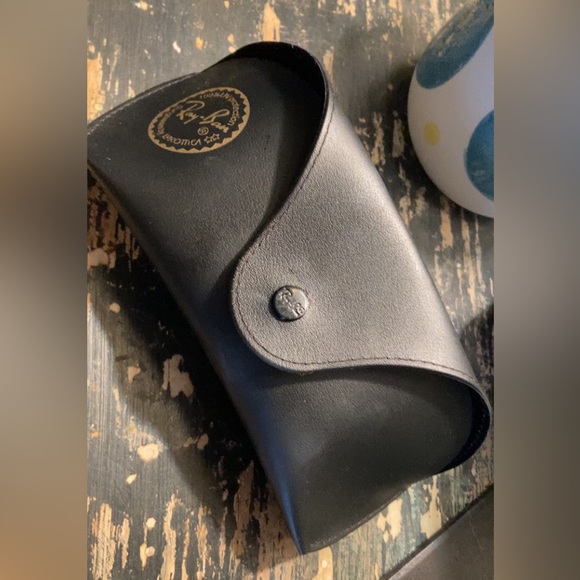 Ray Ban Aviators - Picture 7 of 7